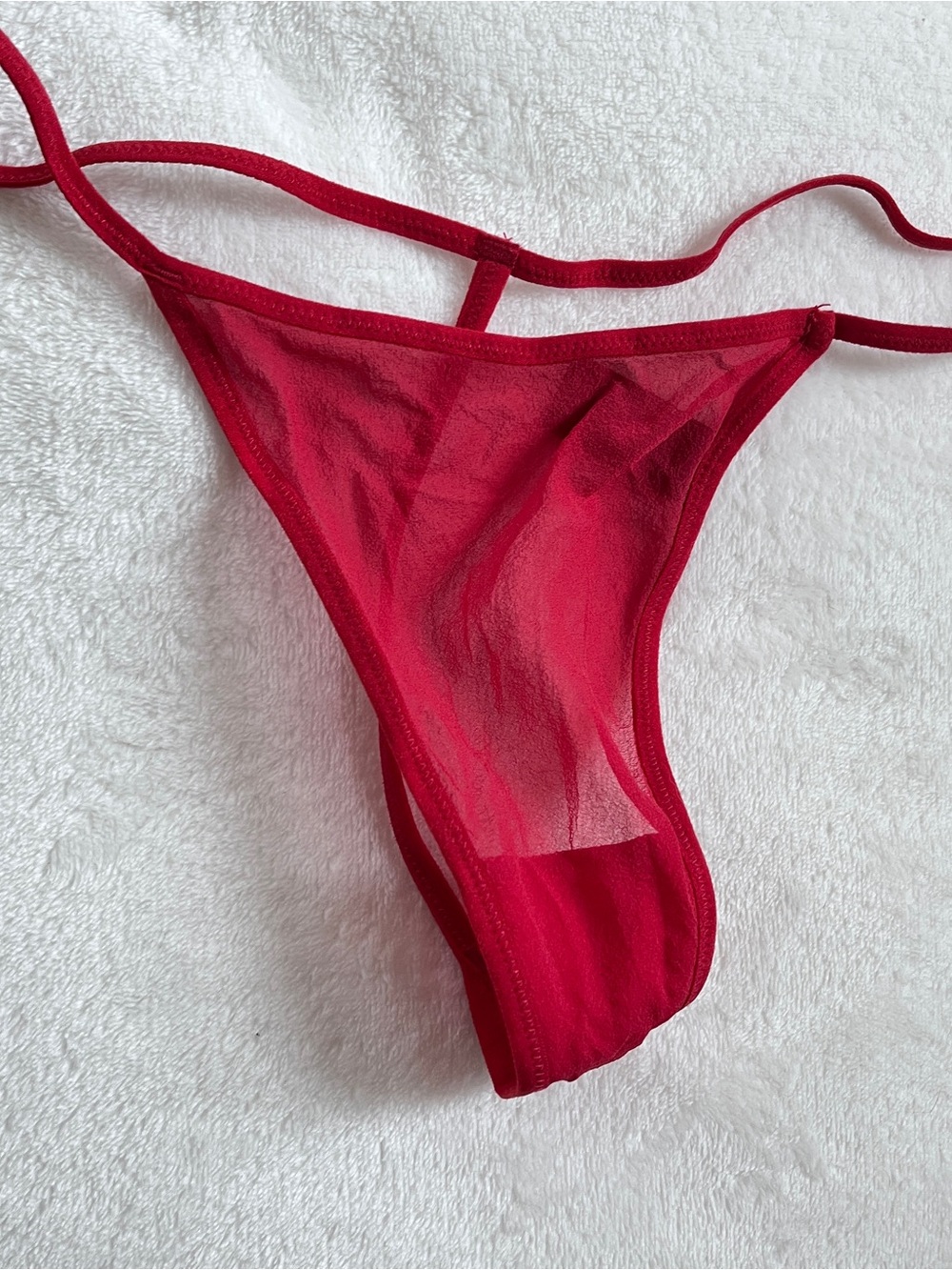 Victoria Secret Vintage y2k V-String panty Thong Medium Red 100% Silk - Picture 6 of 6